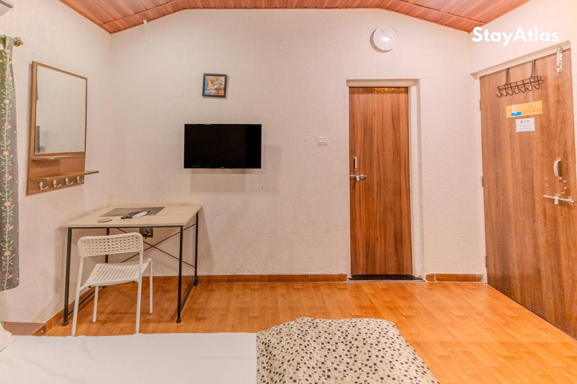 Nysa Villa & Homestay By Stayatlas Игатпури Экстерьер фото