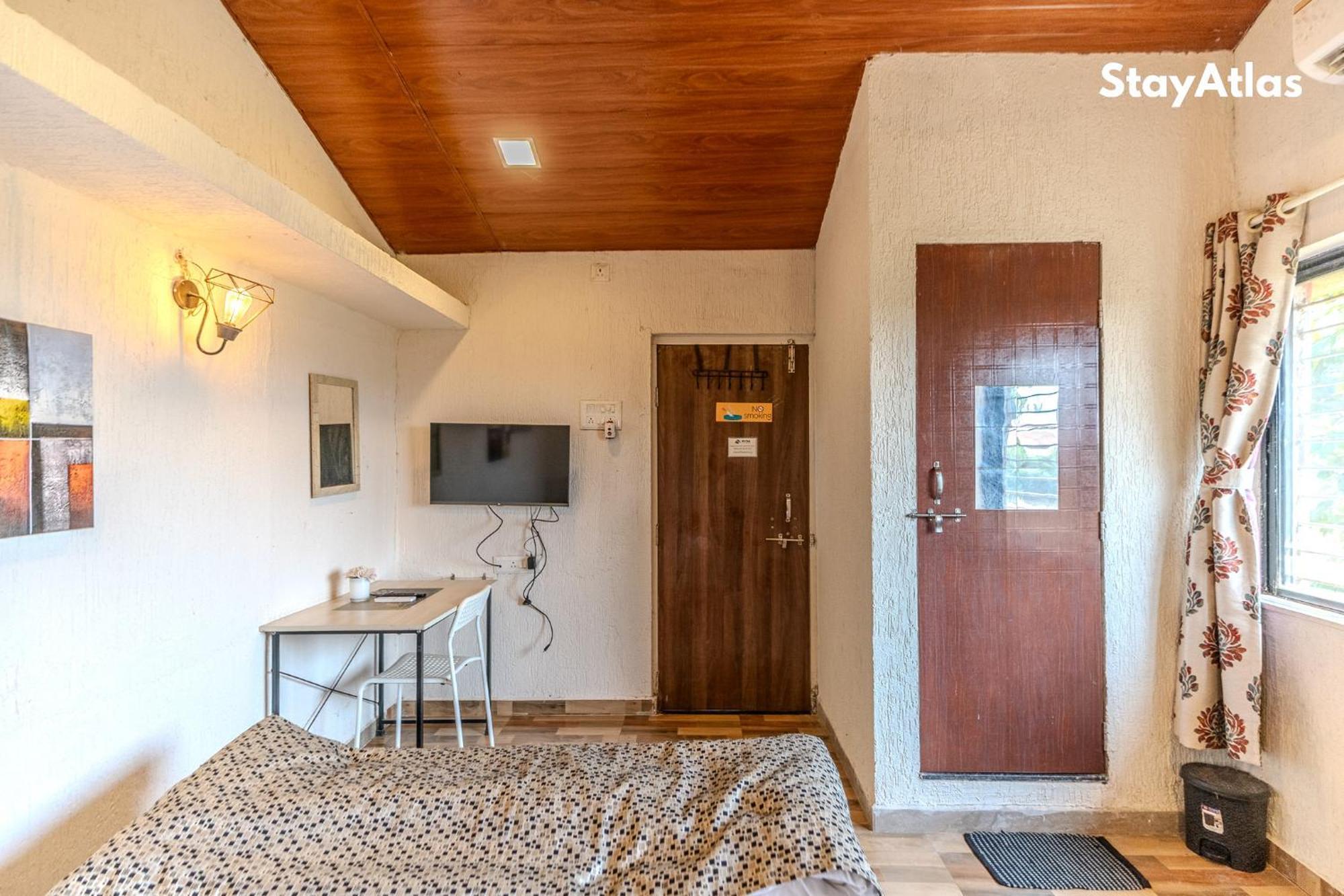 Nysa Villa & Homestay By Stayatlas Игатпури Экстерьер фото