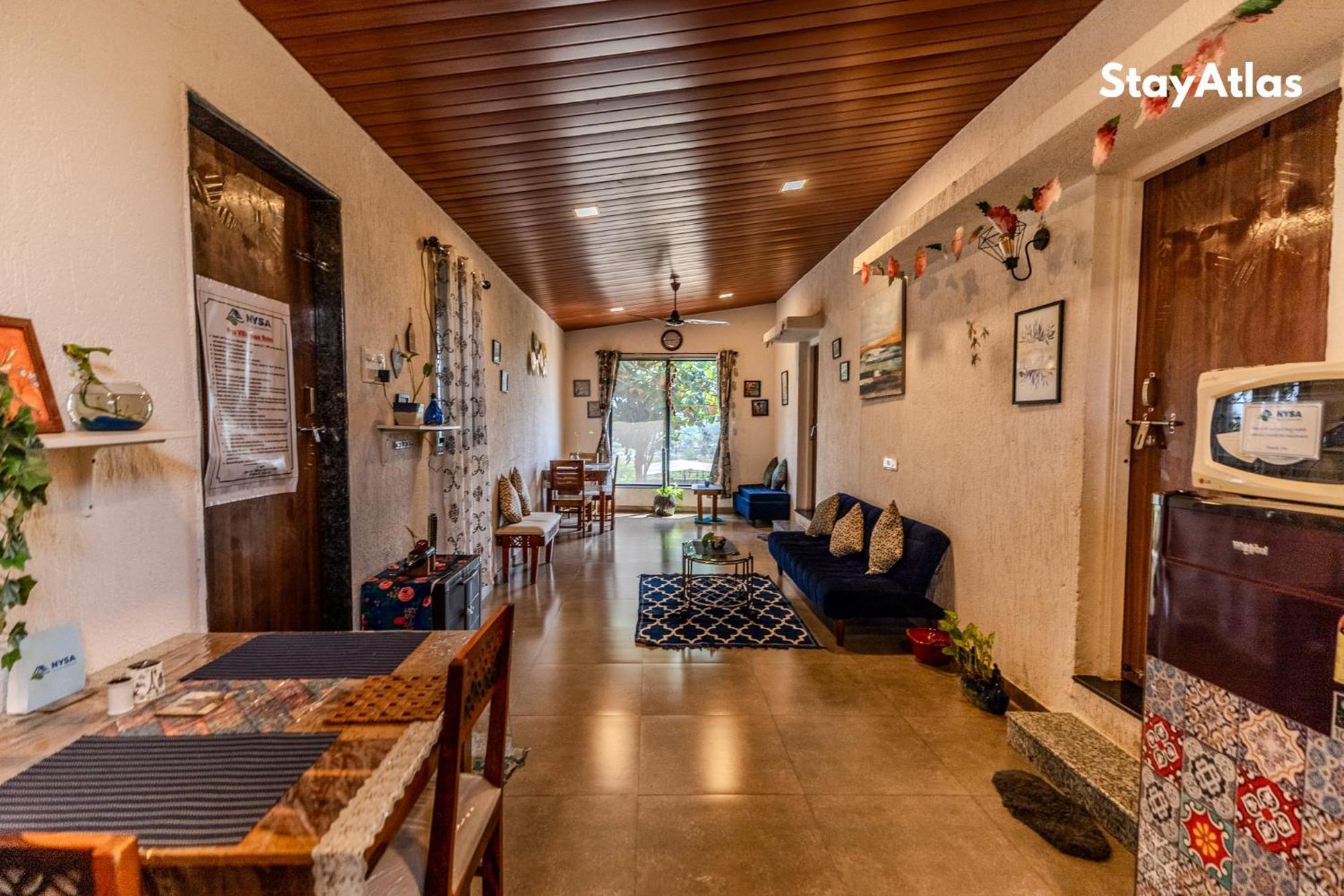 Nysa Villa & Homestay By Stayatlas Игатпури Экстерьер фото