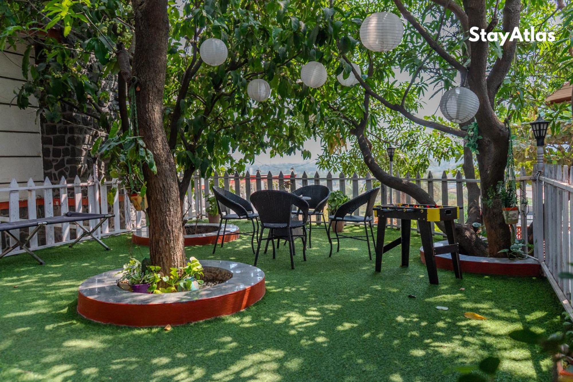 Nysa Villa & Homestay By Stayatlas Игатпури Экстерьер фото