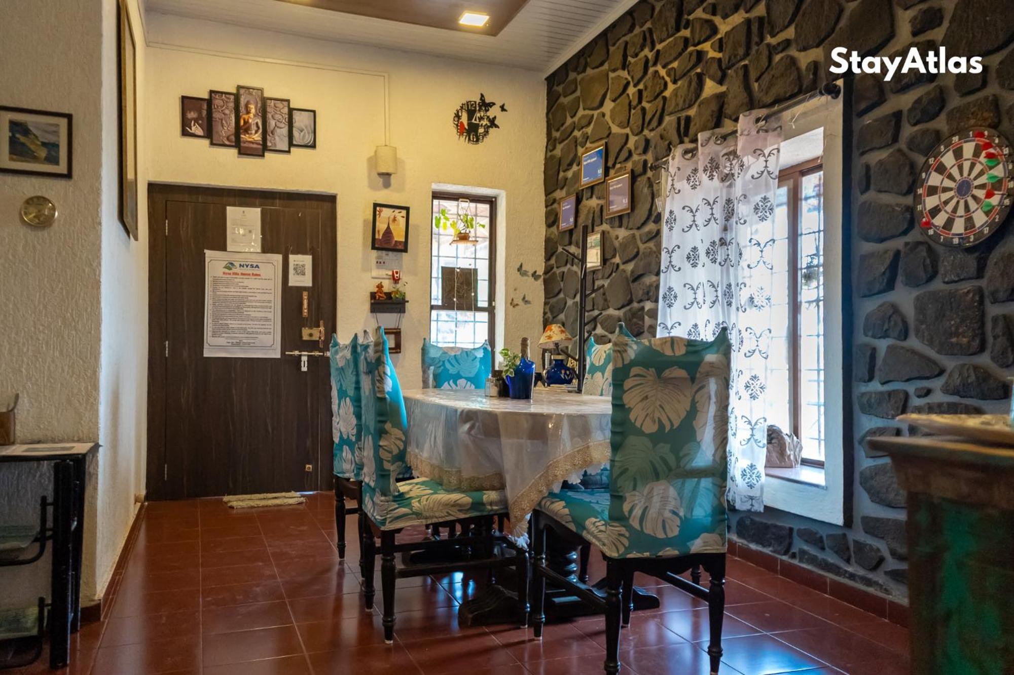 Nysa Villa & Homestay By Stayatlas Игатпури Экстерьер фото