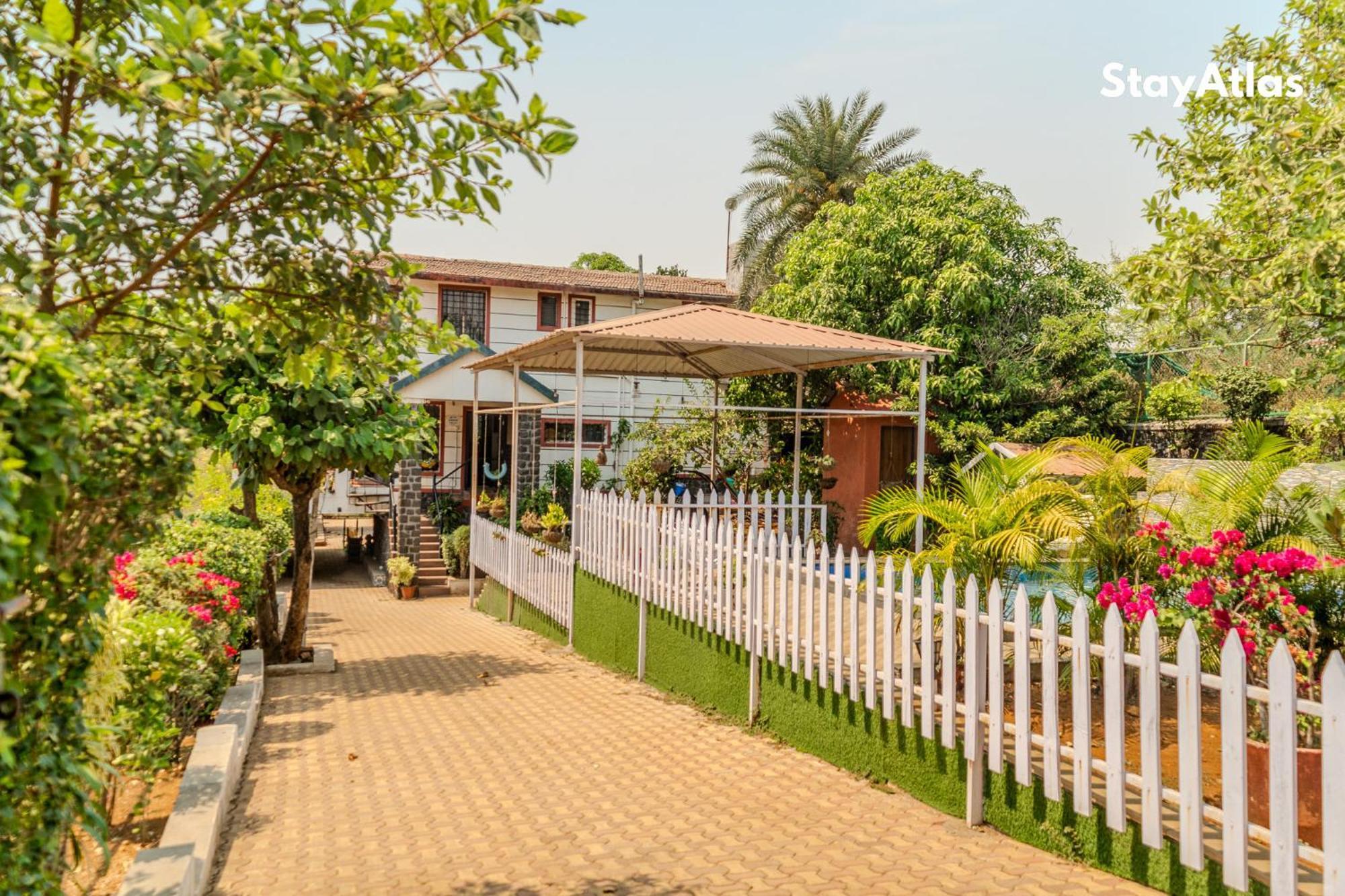 Nysa Villa & Homestay By Stayatlas Игатпури Экстерьер фото