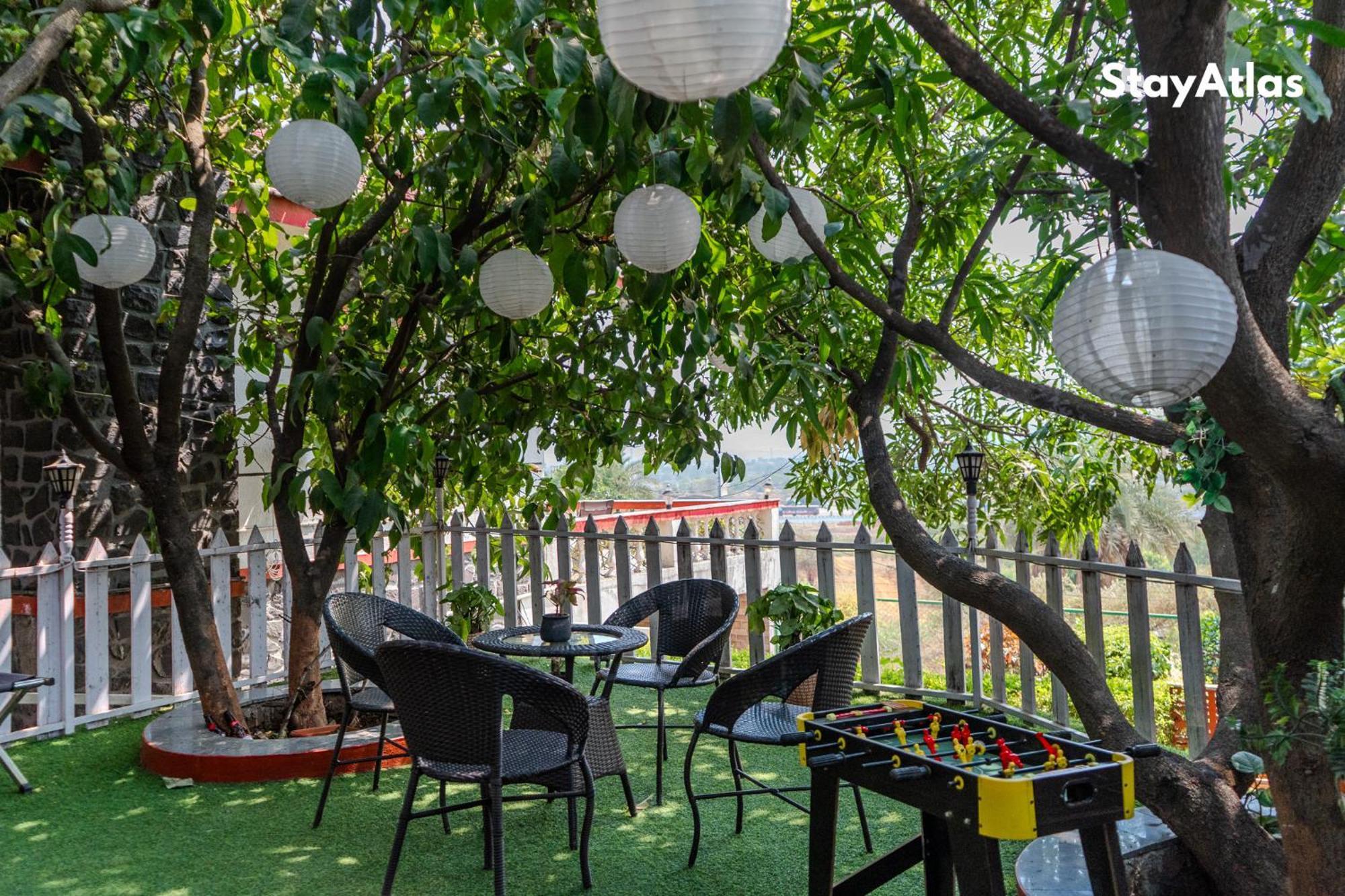 Nysa Villa & Homestay By Stayatlas Игатпури Экстерьер фото